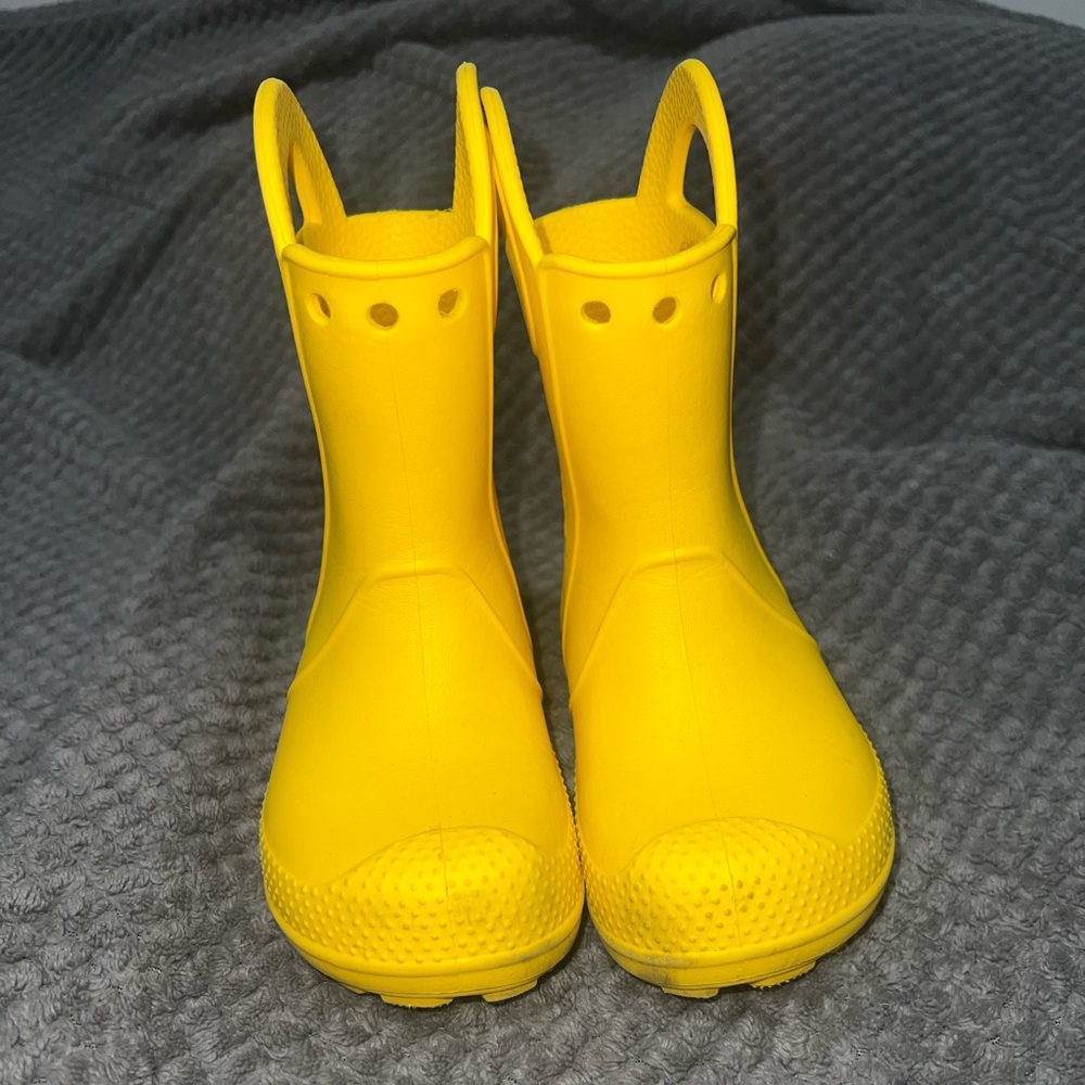 CROCS yellow rain boots